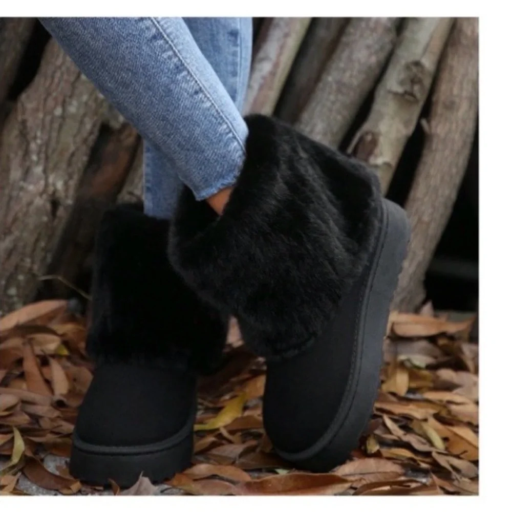 🌸SS6 - Women's Black Fur-Lined Boots🖤